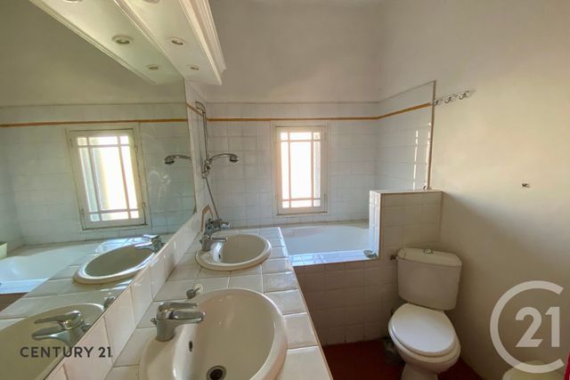 maison à vendre - 7 pièces - 167.7 m2 - CARPENTRAS - 84 - PROVENCE-ALPES-COTE-D-AZUR - Century 21 Aristide Briand