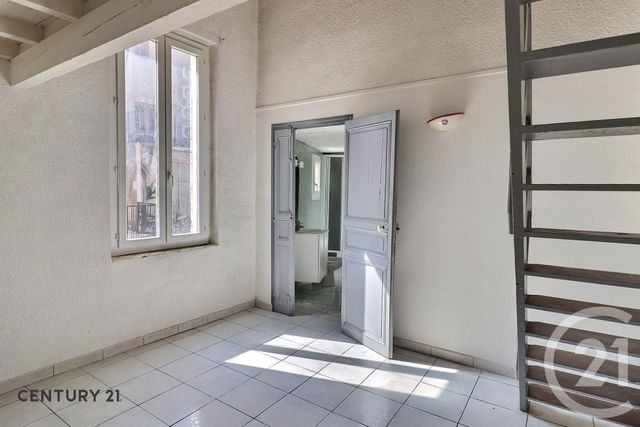 Appartement F2 à vendre - 2 pièces - 27.0 m2 - CARPENTRAS - 84 - PROVENCE-ALPES-COTE-D-AZUR - Century 21 Aristide Briand