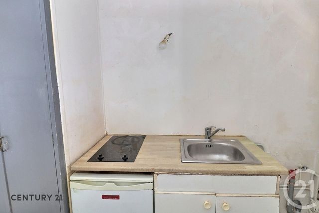 Appartement F2 à vendre - 2 pièces - 27.0 m2 - CARPENTRAS - 84 - PROVENCE-ALPES-COTE-D-AZUR - Century 21 Aristide Briand