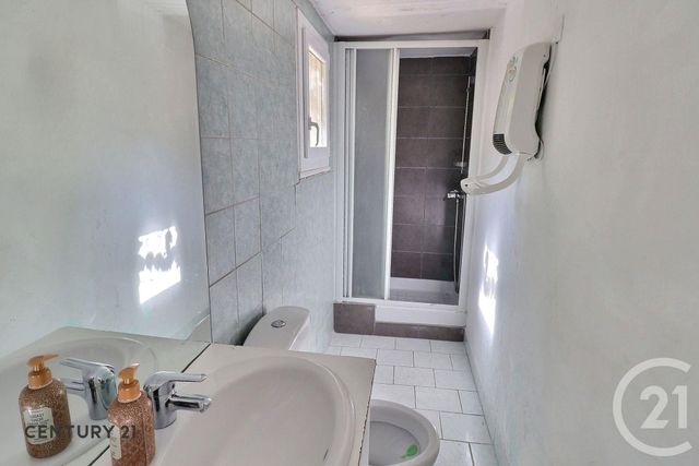 Appartement F2 à vendre - 2 pièces - 27.0 m2 - CARPENTRAS - 84 - PROVENCE-ALPES-COTE-D-AZUR - Century 21 Aristide Briand