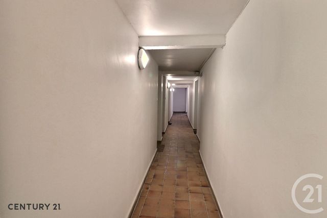 Appartement F2 à vendre - 2 pièces - 27.0 m2 - CARPENTRAS - 84 - PROVENCE-ALPES-COTE-D-AZUR - Century 21 Aristide Briand