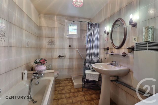 maison à vendre - 4 pièces - 89.9 m2 - CARPENTRAS - 84 - PROVENCE-ALPES-COTE-D-AZUR - Century 21 Aristide Briand