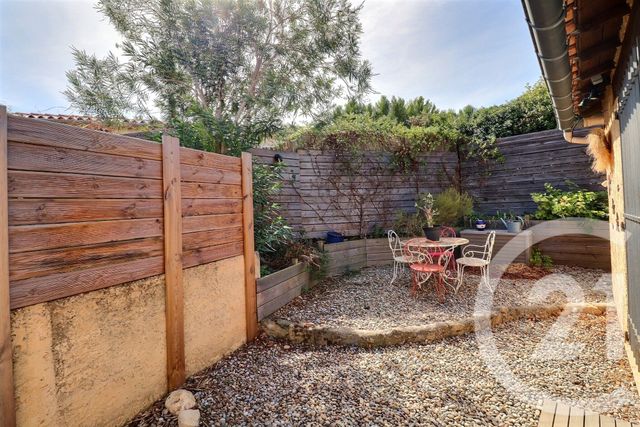 maison à vendre - 6 pièces - 120.0 m2 - ST SATURNIN LES AVIGNON - 84 - PROVENCE-ALPES-COTE-D-AZUR - Century 21 Aristide Briand