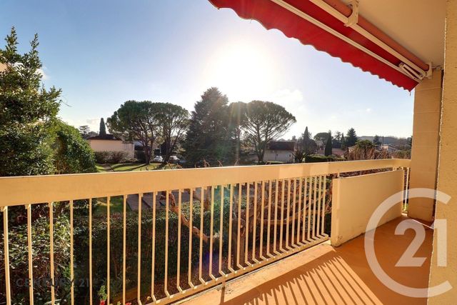 Appartement T3 à vendre - 3 pièces - 85.22 m2 - CARPENTRAS - 84 - PROVENCE-ALPES-COTE-D-AZUR - Century 21 Aristide Briand
