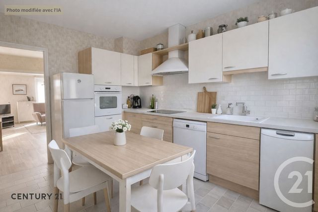 Appartement T3 à vendre - 3 pièces - 85.22 m2 - CARPENTRAS - 84 - PROVENCE-ALPES-COTE-D-AZUR - Century 21 Aristide Briand