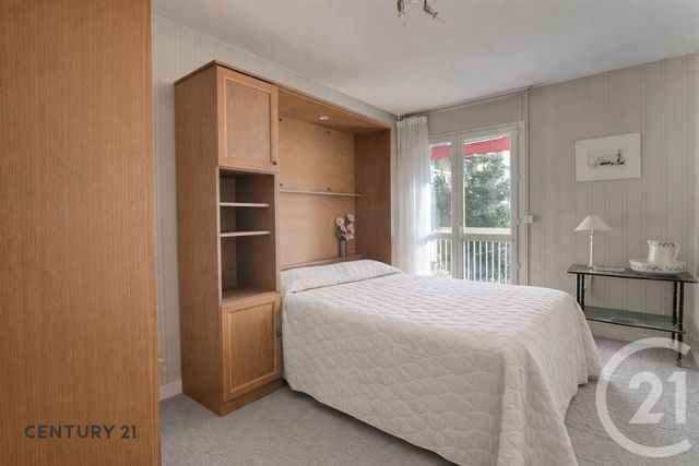 Appartement T3 à vendre - 3 pièces - 85.22 m2 - CARPENTRAS - 84 - PROVENCE-ALPES-COTE-D-AZUR - Century 21 Aristide Briand