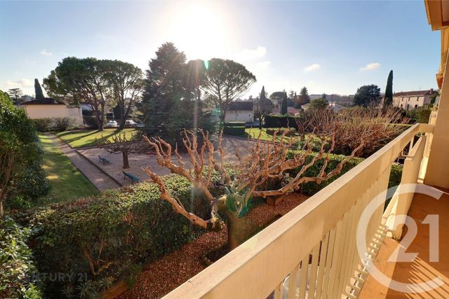 Appartement T3 à vendre - 3 pièces - 85.22 m2 - CARPENTRAS - 84 - PROVENCE-ALPES-COTE-D-AZUR - Century 21 Aristide Briand