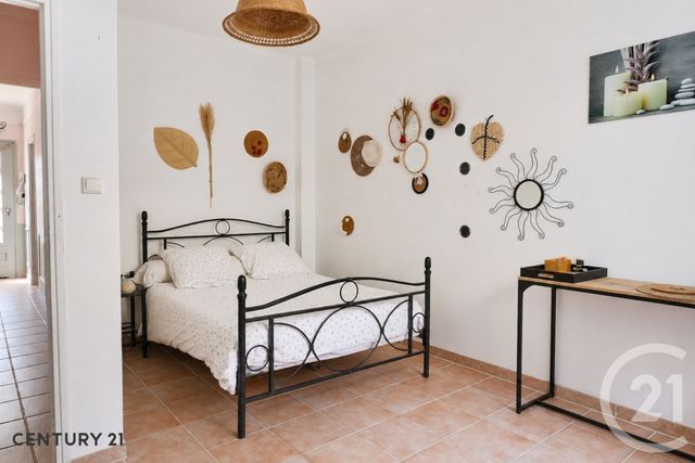 Appartement à vendre - 5 pièces - 137.0 m2 - CARPENTRAS - 84 - PROVENCE-ALPES-COTE-D-AZUR - Century 21 Aristide Briand