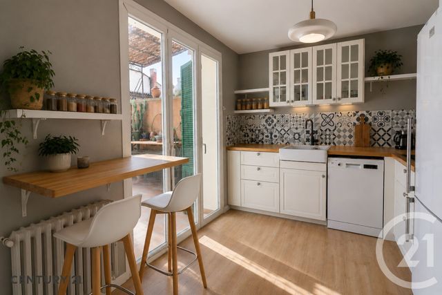 Appartement à vendre - 5 pièces - 137.0 m2 - CARPENTRAS - 84 - PROVENCE-ALPES-COTE-D-AZUR - Century 21 Aristide Briand