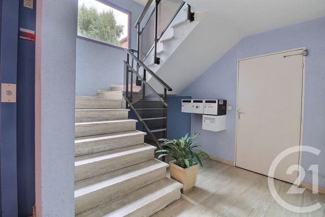 Appartement T2 à vendre - 2 pièces - 60.0 m2 - CARPENTRAS - 84 - PROVENCE-ALPES-COTE-D-AZUR - Century 21 Aristide Briand