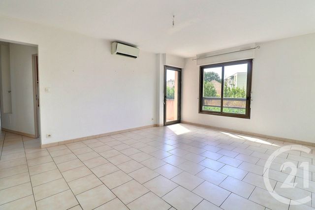 Appartement T2 à vendre - 2 pièces - 60.0 m2 - CARPENTRAS - 84 - PROVENCE-ALPES-COTE-D-AZUR - Century 21 Aristide Briand