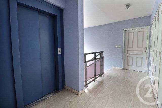 Appartement T2 à vendre - 2 pièces - 60.0 m2 - CARPENTRAS - 84 - PROVENCE-ALPES-COTE-D-AZUR - Century 21 Aristide Briand