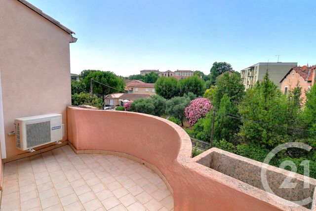 Appartement T2 à vendre - 2 pièces - 60.0 m2 - CARPENTRAS - 84 - PROVENCE-ALPES-COTE-D-AZUR - Century 21 Aristide Briand