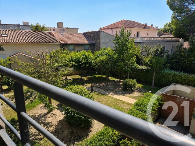 Appartement F3 à vendre - 3 pièces - 72.0 m2 - CARPENTRAS - 84 - PROVENCE-ALPES-COTE-D-AZUR - Century 21 Aristide Briand