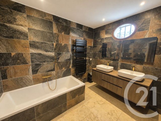 maison à vendre - 10 pièces - 220.0 m2 - CARPENTRAS - 84 - PROVENCE-ALPES-COTE-D-AZUR - Century 21 Aristide Briand