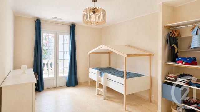 maison à vendre - 10 pièces - 220.0 m2 - CARPENTRAS - 84 - PROVENCE-ALPES-COTE-D-AZUR - Century 21 Aristide Briand