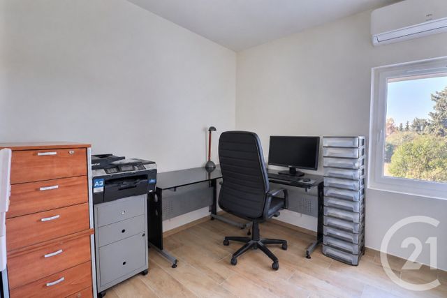 maison à vendre - 5 pièces - 118.0 m2 - PERNES LES FONTAINES - 84 - PROVENCE-ALPES-COTE-D-AZUR - Century 21 Aristide Briand